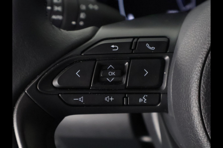 Toyota Yaris Cross 1.5 Hybrid 130 Dynamic Luxury Bi-Tone