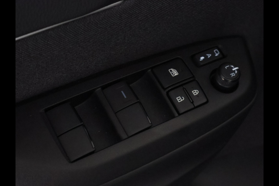 Toyota Yaris Cross 1.5 Hybrid 130 Dynamic Luxury Bi-Tone