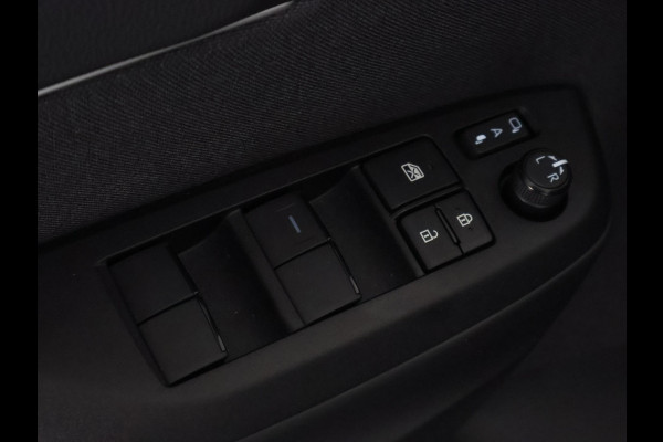 Toyota Yaris Cross 1.5 Hybrid 130 Dynamic Luxury Bi-Tone