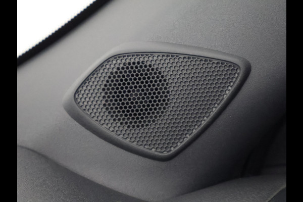 Toyota Yaris Cross 1.5 Hybrid 130 Dynamic Luxury Bi-Tone