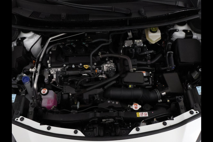 Toyota Yaris Cross 1.5 Hybrid 130 Dynamic Luxury Bi-Tone