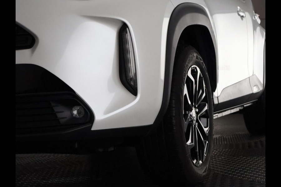 Toyota Yaris Cross 1.5 Hybrid 130 Dynamic Luxury Bi-Tone