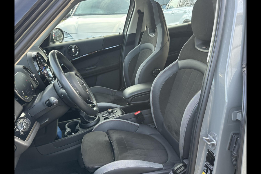MINI Countryman 1.5 Cooper S E ALL4 PHEV Plug-in Hybride | Direct Rijklaar & Leverbaar | Panorama Dak | Stoelverwarming | Adaptieve Cruise Control | CarPlay & Camera | 12 Mnd BOVAG Garantie