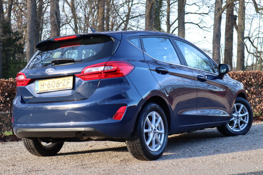 Ford Fiesta 1.0 EcoBoost Titanium | Carplay | Parkeersensoren |