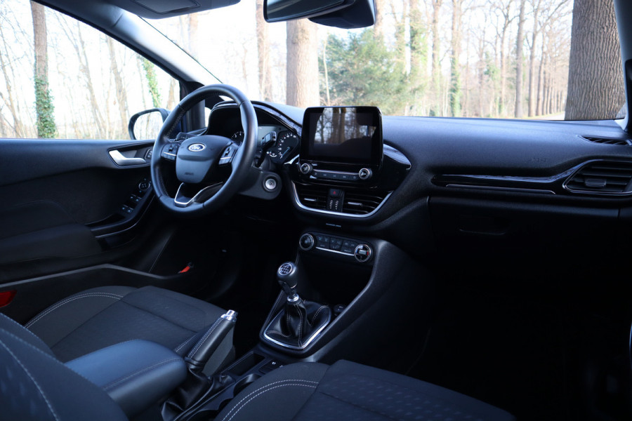 Ford Fiesta 1.0 EcoBoost Titanium | Carplay | Parkeersensoren |