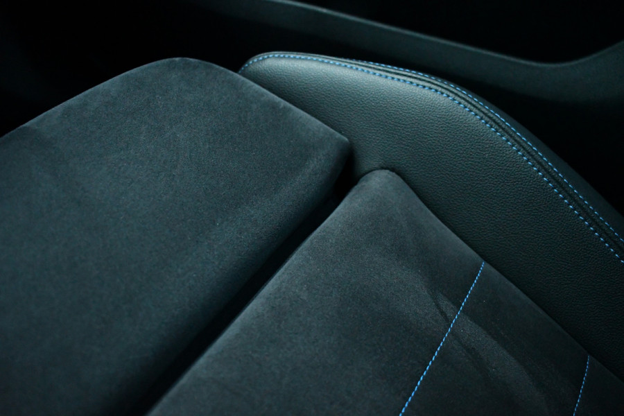 BMW X1 xDrive25e M-Sport ACC H/K 360 HUD El-zetel+Massage 20inch