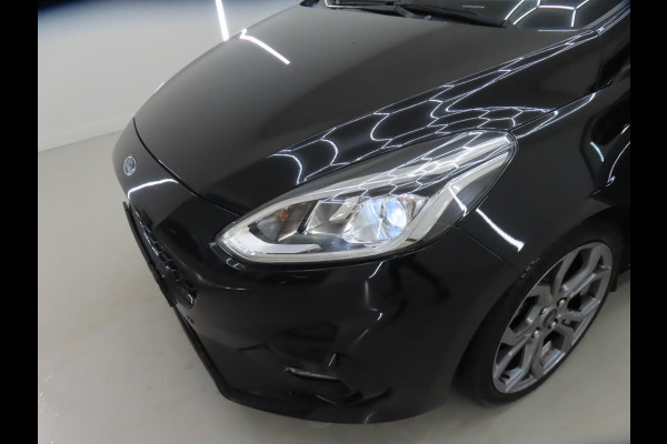 Ford Fiesta 1.0 EcoBoost Hybrid ST-Line X | Wordt verwacht |  28.700 km | Winter Pack | Navigatie