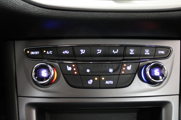 Opel Astra 1.2 Business Edition Stoelverw|stuurverw.