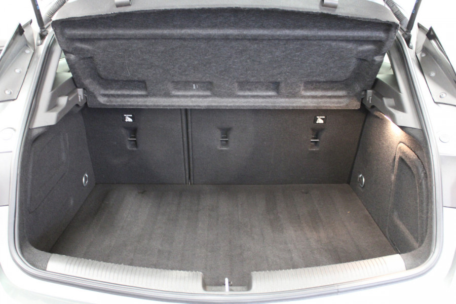 Opel Astra 1.2 Business Edition Stoelverw|stuurverw.