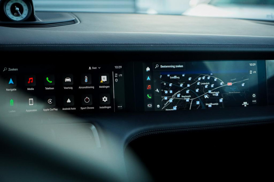 Porsche Taycan Turbo 93 kWh / 4Wiel Sturing / Pano / Passenger Display / Coated Brakes / Incl BTW