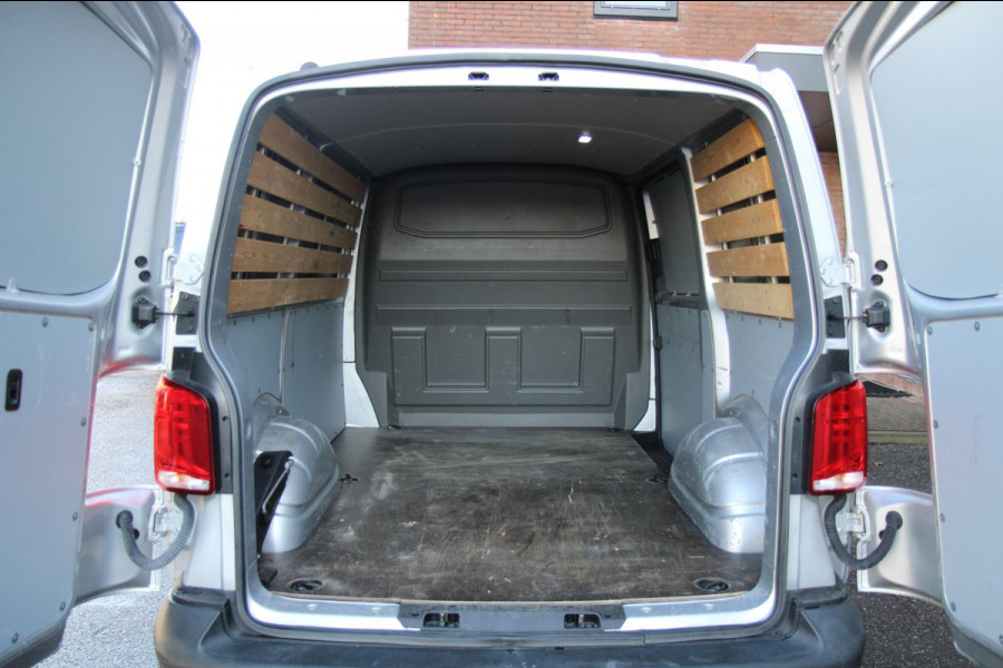 Volkswagen Transporter 2.0 TDI L1H1 Trendline / Cruise / 3 zits / Bluetooth