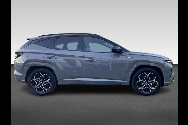 Hyundai Tucson 1.6 T-GDI PHEV N Line 4WD | zwart dak