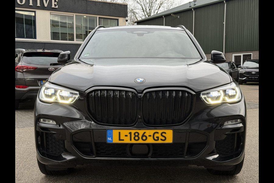 BMW X5 xDrive45e High Executive BOMVOL OPTIES| INDIVIDUAL| SOFTCLOSE| PANO| LASER LED| ALCANTARA HEMEL| HARMAN KARDON| DRIVING ASS. PROF| HEAD-UP| 360 CAMERA| ACHTERBANK VERWARMING| 22 INCH| STUURVERWARMING , ACHTERAS BESTURING| ETC...|