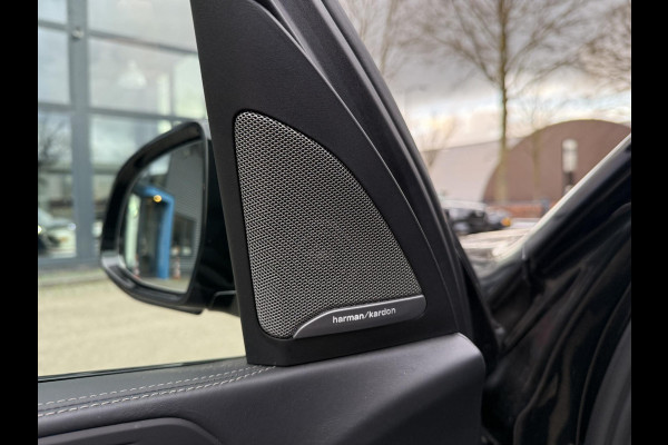 BMW X5 xDrive45e High Executive BOMVOL OPTIES| INDIVIDUAL| SOFTCLOSE| PANO| LASER LED| ALCANTARA HEMEL| HARMAN KARDON| DRIVING ASS. PROF| HEAD-UP| 360 CAMERA| ACHTERBANK VERWARMING| 22 INCH| STUURVERWARMING , ACHTERAS BESTURING| ETC...|