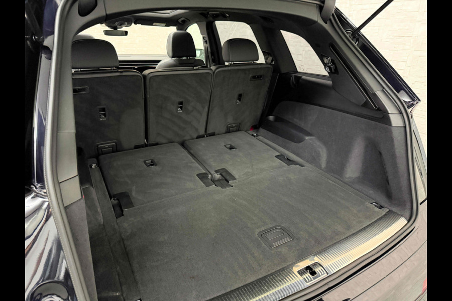 Audi Q7 50 V6 TDI 7-Persoons S-Line | 360 Camera | Trekhaak | ACC | Panorama | B&O Sound | Head-Up | Soft-Close | Matrix-LED | 4-Zone Clima | Stoelverwarming V+A | Keyless-Entry | Standkachel | Luchtvering | Tour-Pakket | Memory | Sfeerverlichting | Stuurverwarming | Autom. Parkeren | Carplay |