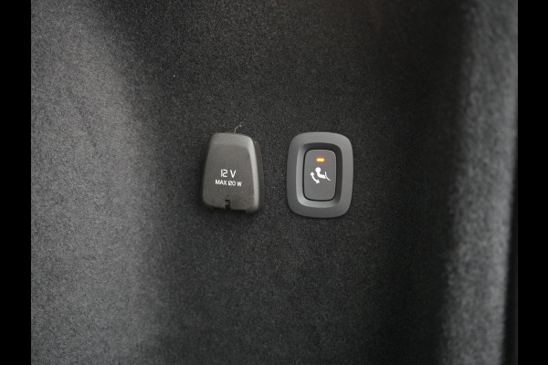 Volvo V60 T6 Recharge AWD Inscription Plug In Hybrid 340pk Dealer O.H. PHEV | Trekhaak Af Fabriek | Panodak | Camera | Harman & Kardon | Lederen Sportstoelen Verwarmd | Stuur Verwarmd | Virtual | Apple Carplay | Keyless | Navigatie | DAB |