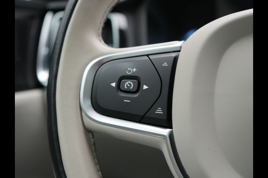 Volvo V60 T6 Recharge AWD Inscription Plug In Hybrid 340pk Dealer O.H. PHEV | Trekhaak Af Fabriek | Panodak | Camera | Harman & Kardon | Lederen Sportstoelen Verwarmd | Stuur Verwarmd | Virtual | Apple Carplay | Keyless | Navigatie | DAB |
