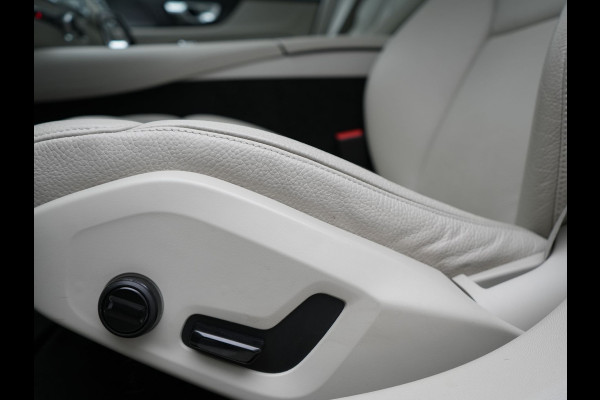 Volvo V60 T6 Recharge AWD Inscription Plug In Hybrid 340pk Dealer O.H. PHEV | Trekhaak Af Fabriek | Panodak | Camera | Harman & Kardon | Lederen Sportstoelen Verwarmd | Stuur Verwarmd | Virtual | Apple Carplay | Keyless | Navigatie | DAB |