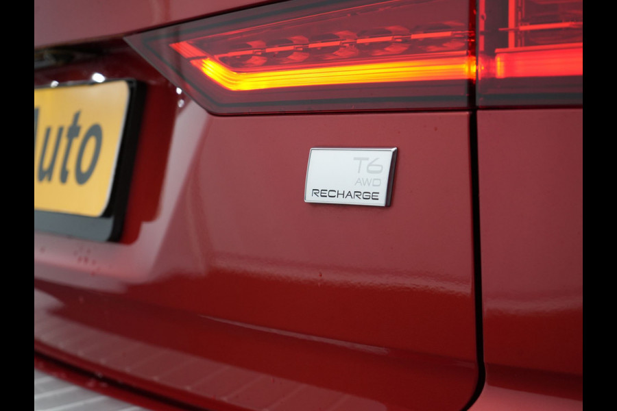Volvo V60 T6 Recharge AWD Inscription Plug In Hybrid 340pk Dealer O.H. PHEV | Trekhaak Af Fabriek | Panodak | Camera | Harman & Kardon | Lederen Sportstoelen Verwarmd | Stuur Verwarmd | Virtual | Apple Carplay | Keyless | Navigatie | DAB |