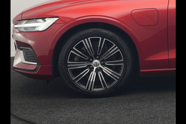 Volvo V60 T6 Recharge AWD Inscription Plug In Hybrid 340pk Dealer O.H. PHEV | Trekhaak Af Fabriek | Panodak | Camera | Harman & Kardon | Lederen Sportstoelen Verwarmd | Stuur Verwarmd | Virtual | Apple Carplay | Keyless | Navigatie | DAB |