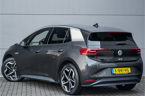 Volkswagen ID.3 First Plus 58 kWh Camera ACC Stuur&Stoelverw 19" 1e Eig BTW