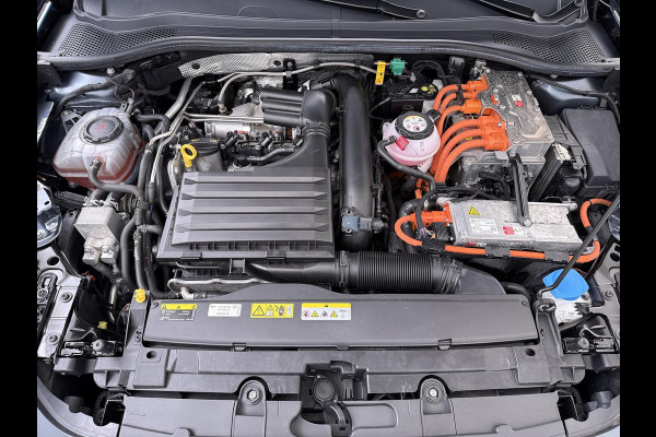 CUPRA Leon 1.4 eTSI PHEV FR PHEV Plug-in Hybride | Stoel- & Stuurwielverwarming | Elektrische Achterklep | Compleet Onderhouden | Unieke KM-stand | Direct Rijklaar & Leverbaar |