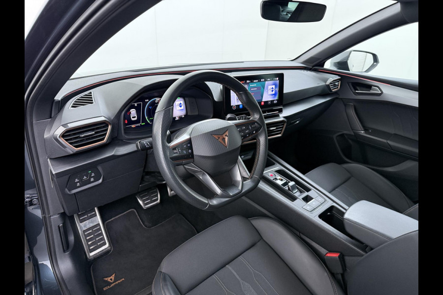 CUPRA Leon 1.4 eTSI PHEV FR PHEV Plug-in Hybride | Stoel- & Stuurwielverwarming | Elektrische Achterklep | Compleet Onderhouden | Unieke KM-stand | Direct Rijklaar & Leverbaar |