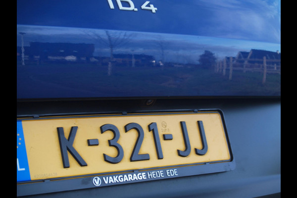 Volkswagen ID.4 First Max 77 kWh | Head-Up Display | Panoramadak | Trekhaak | 360 Camera | Sfeerverlichting |