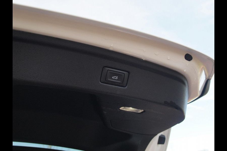 Audi A5 Sportback 35 TFSI S edition | 2x S-Line | Panoramadak | Trekhaak | Sfeerverlichting | B&O | NL-Auto |