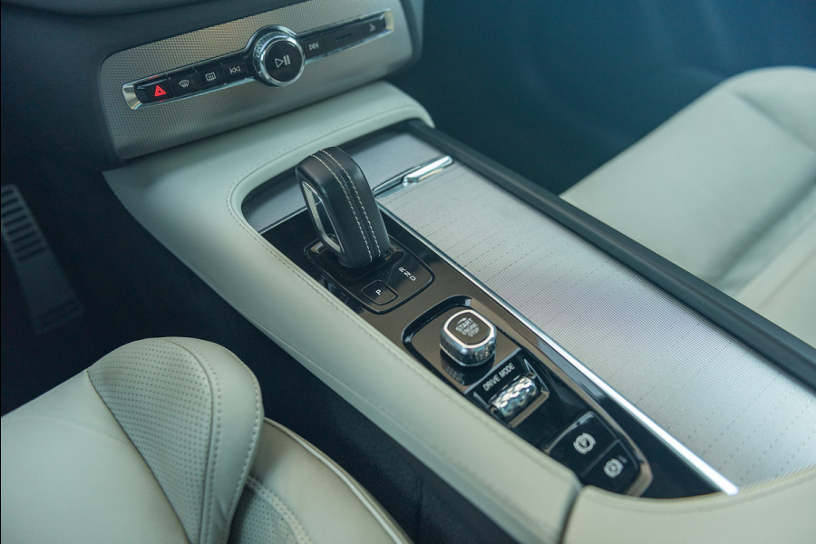 Volvo XC90 T8 Aut. R-Design ACC Leder Panoramadak Parkeercamera 390pk