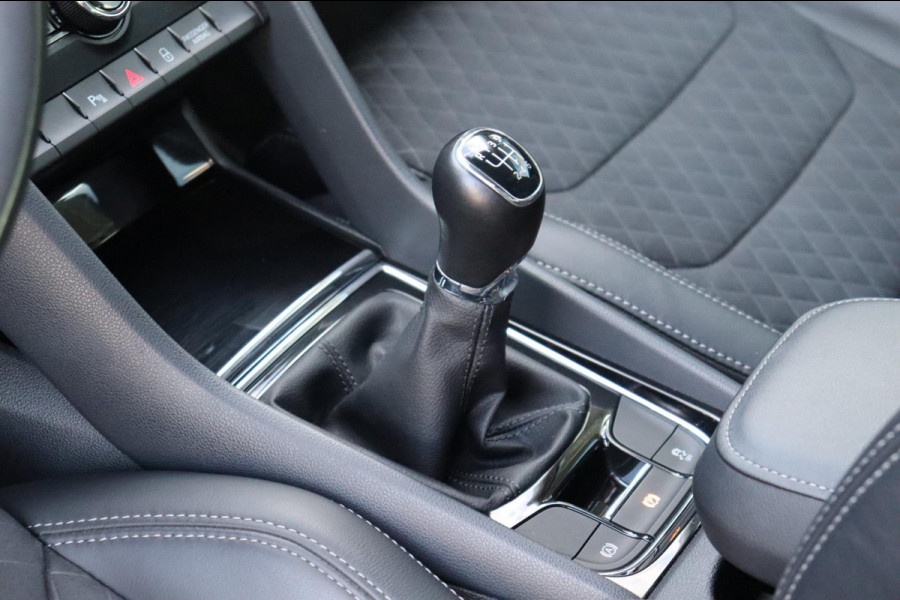 Škoda Kodiaq 1.5 TSI Business Edition 7persoons org.NL digi-dashb. el.trekhaak h.leer+verw.