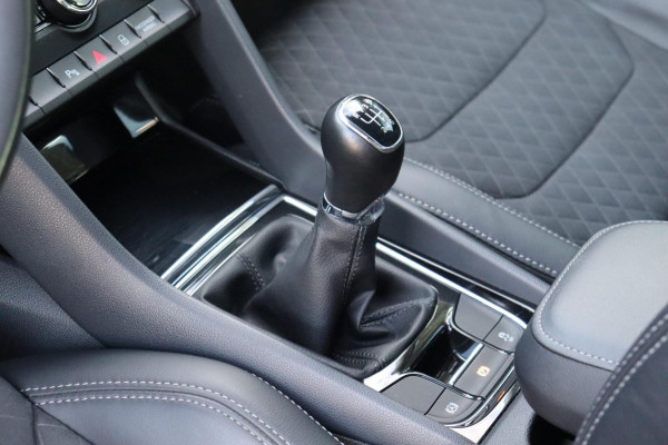 Škoda Kodiaq 1.5 TSI Business Edition 7persoons org.NL digi-dashb. el.trekhaak h.leer+verw.