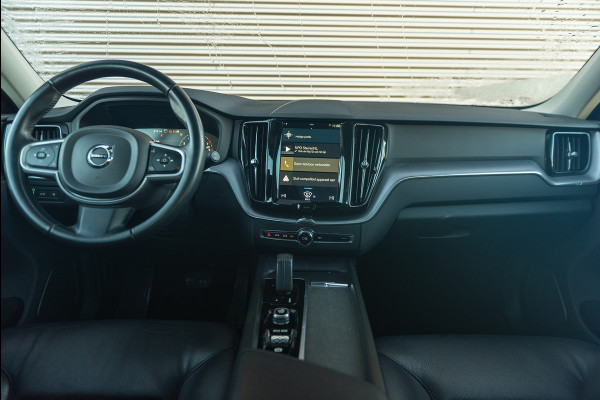 Volvo XC60 T6 Aut. Business Executive Leder Parkeercamera 340pk