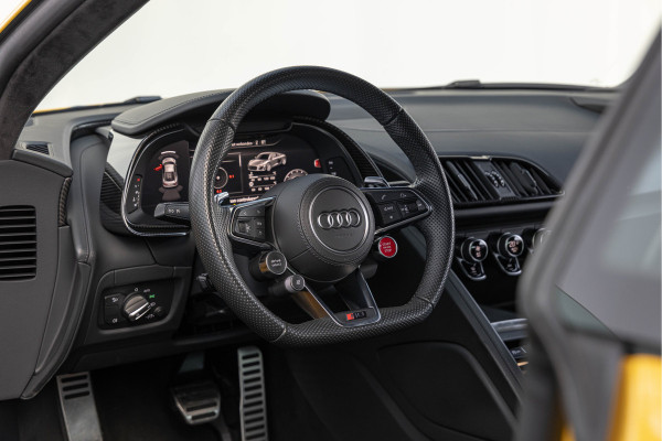 Audi R8 5.2 Performance 620pk Quattro Carbon Quiksilver Vossen