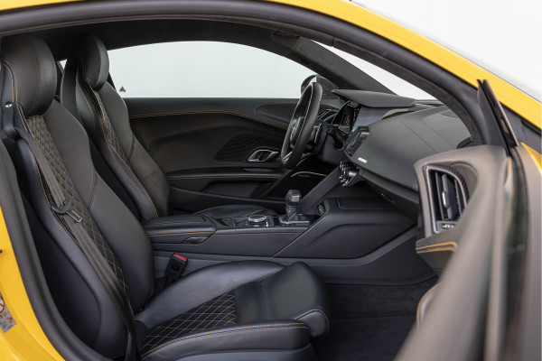 Audi R8 5.2 Performance 620pk Quattro Carbon Quiksilver Vossen