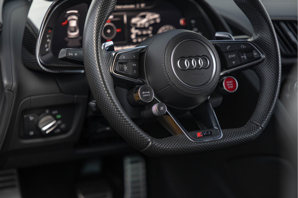 Audi R8 5.2 Performance 620pk Quattro Carbon Quiksilver Vossen