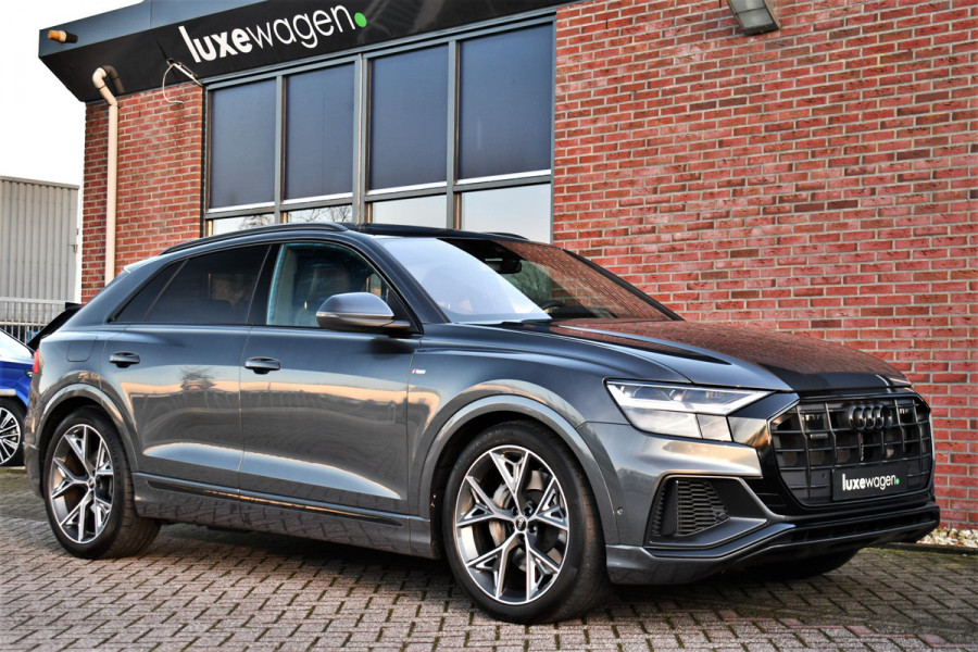 Audi Q8 55 TFSI e quattro S-Line Pano ACC B&O 22inch Black-optic