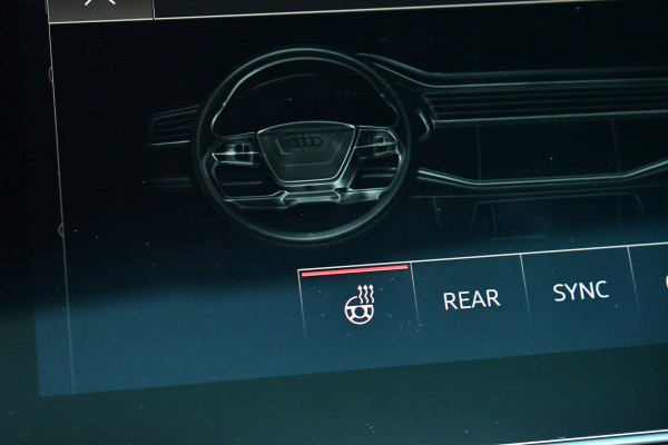 Audi Q8 55 TFSI e quattro S-Line Pano ACC B&O 22inch Black-optic