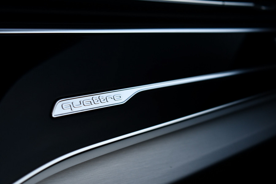 Audi Q8 55 TFSI e quattro S-Line Pano ACC B&O 22inch Black-optic