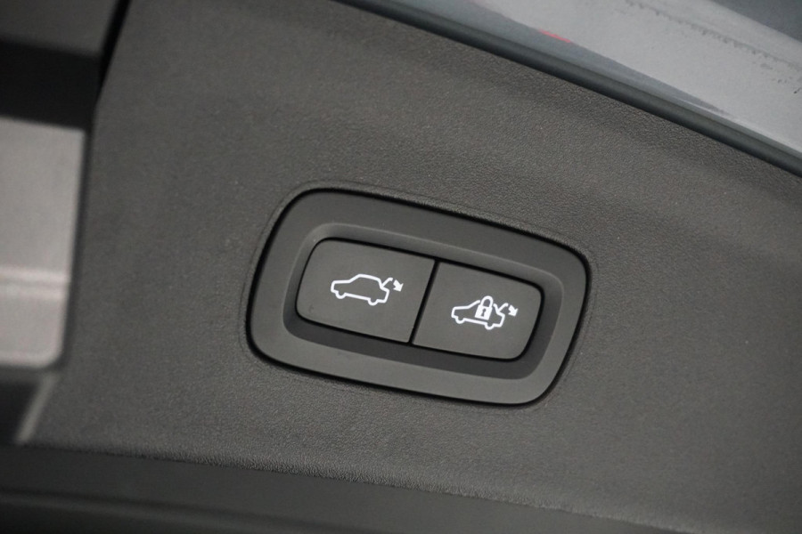 Polestar 2 Long Range Dual Motor Launch Edition 78kWh 408pk Performance + BREMBO BIG BRAKES / 360 CAMERA / PANODAK