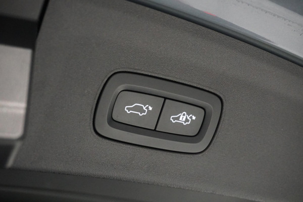 Polestar 2 Long Range Dual Motor Launch Edition 78kWh 408pk Performance + BREMBO BIG BRAKES / 360 CAMERA / PANODAK