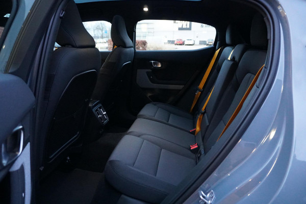 Polestar 2 Long Range Dual Motor Launch Edition 78kWh 408pk Performance + BREMBO BIG BRAKES / 360 CAMERA / PANODAK