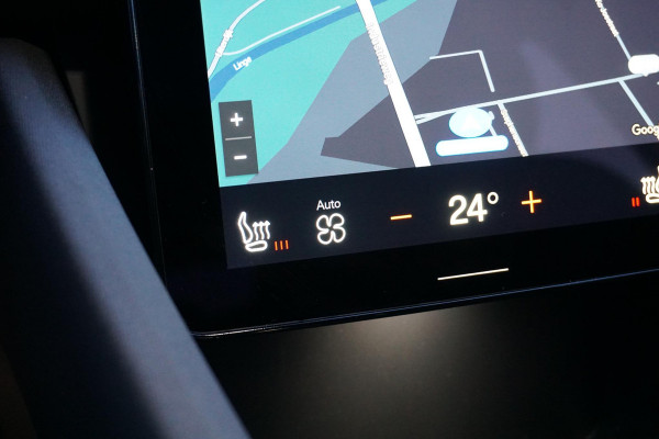 Polestar 2 Long Range Dual Motor Launch Edition 78kWh 408pk Performance + BREMBO BIG BRAKES / 360 CAMERA / PANODAK