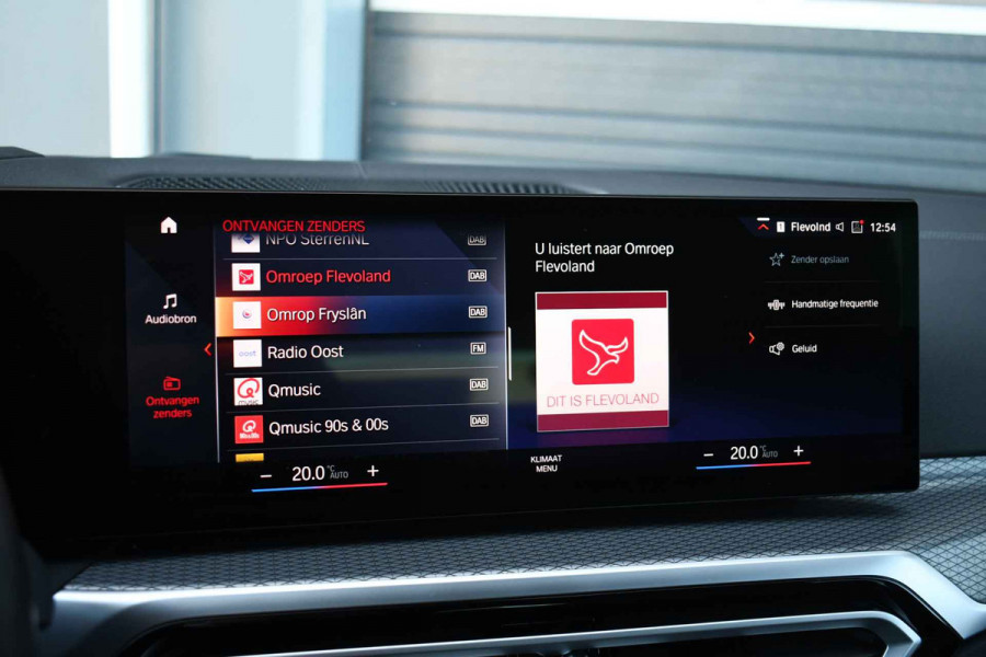 BMW 3 Serie Touring 320i M-Sport Pro Pano HUD HiFi Camera