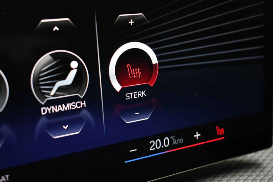 BMW 3 Serie Touring 320i M-Sport Pro Pano HUD HiFi Camera