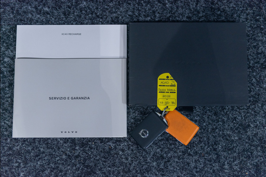 Volvo XC40 T4 Aut. Plug-in Hybrid Luxe Interieur Parkeercamera 211pk