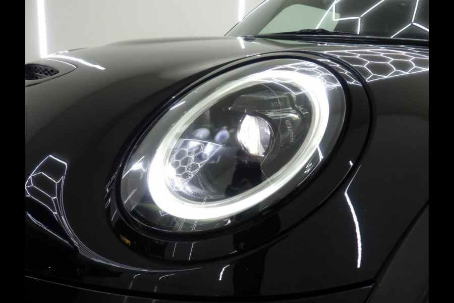 MINI Mini 2.0 John Cooper Works Essential | Panoramadak | Wordt verwacht