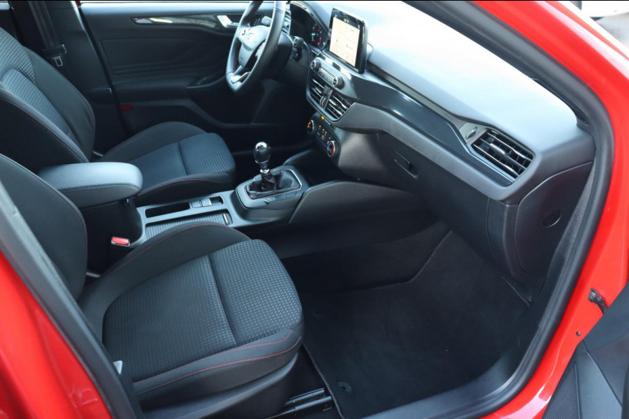Ford Focus 1.0 EcoBoost ST Line Business org.NL