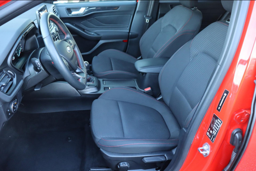 Ford Focus 1.0 EcoBoost ST Line Business org.NL