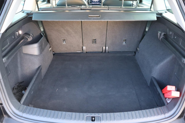 Škoda Kodiaq 1.5 TSI Limited Business Edition org.NL leer+vw pano-dak el.klep camera canton